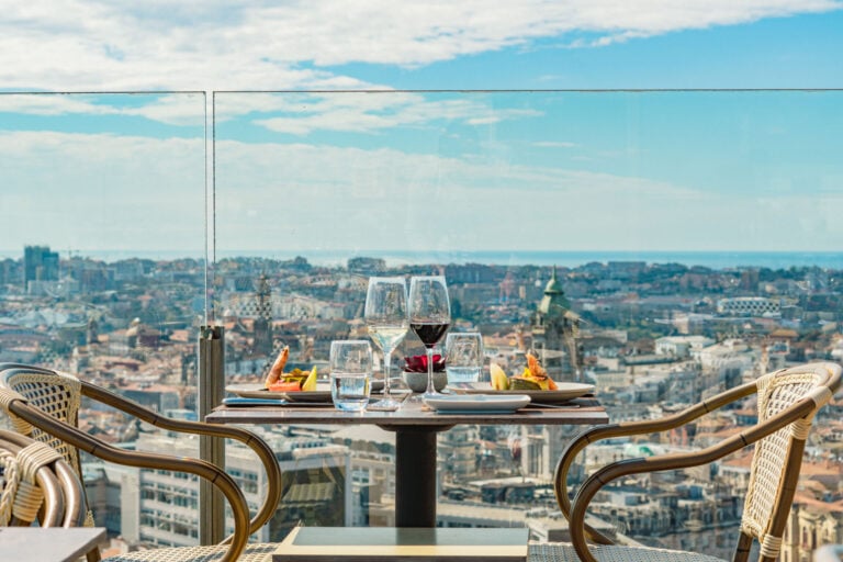 Rooftops, Esplanadas e Piqueniques: Onde Saborear o Porto em Junho